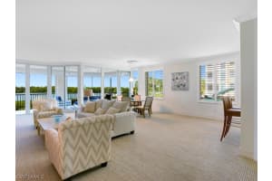425 Dockside Dr, Naples, FL 34110, Sold 06/09/20