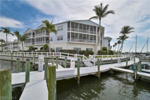 18086 San Carlos Blvd APT 822, Fort Myers Beach, FL 33931, Sold 03/31/20