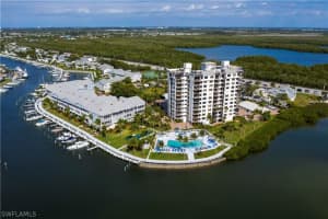 18086 San Carlos Blvd APT 822, Fort Myers Beach, FL 33931, Sold 03/31/20