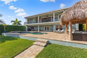 5 Sunview Blvd, Fort Myers Beach, FL 33931, Sold 10/01/20