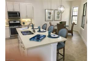 8161 Venetian Pointe Dr, Fort Myers, FL 33908, Sold 05/06/20