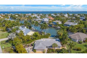 1560 Royal Poinciana Dr, Sanibel, FL 33957, Sold 05/13/21