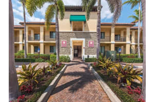 1005 Sandpiper St, Naples, FL 34102, Sold 04/03/20
