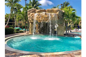 1005 Sandpiper St, Naples, FL 34102, Sold 04/03/20