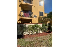 2915 Winkler Ave APT 804, Fort Myers, FL 33916, Sold 03/25/20