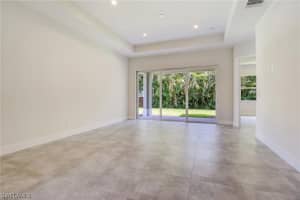 2721 Linda Dr, Naples, FL 34112, Sold 03/27/20