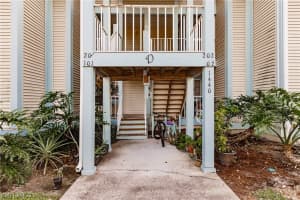 1440 Wildwood Lakes Blvd, Naples, FL 34104, Sold 03/24/20