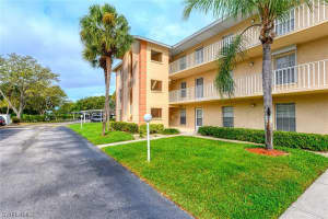 9580 Victoria Ln, Naples, FL 34109, Sold 07/30/20