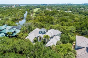 1221 Pocantico Ln, Naples, FL 34110, Sold 08/03/20