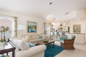 9840 Luna Cir, Naples, FL 34109, Sold 03/09/20