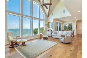 1558 San Carlos Bay Dr, Sanibel, FL 33957, Sold 11/12/20