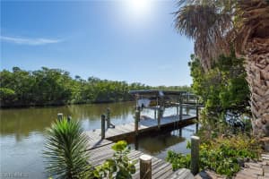 11851 Isle of Palms Dr, Fort Myers Beach, FL 33931, Sold 05/29/20