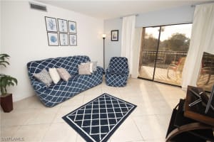 2121 Collier Ave APT 203, Fort Myers, FL 33901, Sold 09/24/20