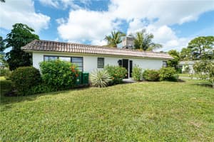 8 Knights Bridge Rd, Naples, FL 34112, Sold 06/24/20