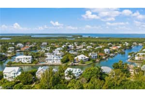 1761 Venus Dr, Sanibel, FL 33957, Sold 10/22/21