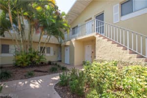 8093 Country Rd UNIT 105, Fort Myers, FL 33919, Sold 07/24/20