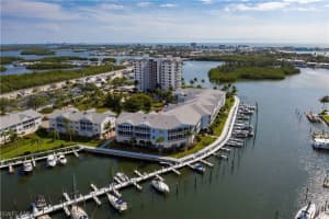 18070 San Carlos Blvd APT 624, Fort Myers Beach, FL 33931, Sold 09/30/20
