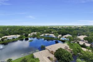 370 Emerald Bay Cir, Naples, FL 34110, Sold 04/08/20