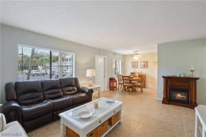 4635 Bayshore Dr, Naples, FL 34112, Sold 04/30/20