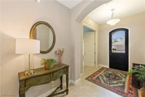 1657 Serrano Cir, Naples, FL 34105, Sold 11/12/20