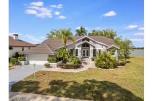 5030 Harborage Dr, Fort Myers, FL 33908, Sold 07/21/20
