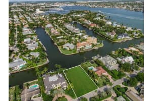 701 21st Ave S, Naples, FL 34102, Sold 05/26/21