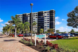 4263 Bay Beach Ln APT 915, Fort Myers Beach, FL 33931, Sold 09/04/20