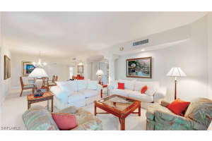 2661 Wulfert Rd #4, Sanibel, FL 33957, Sold 09/21/20
