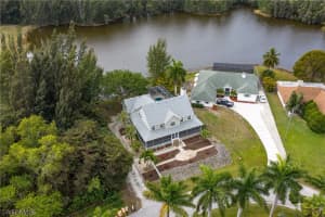 5489 Marina Dr, Bokeelia, FL 33922, Sold 01/22/21