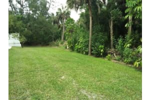 7278 Lake Dr, Fort Myers, FL 33908, Sold 12/28/20