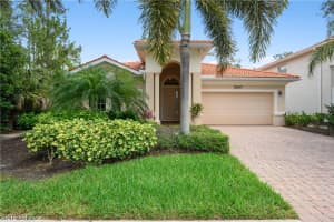 12687 Biscayne Ct, Naples, FL 34105, Sold 09/16/20