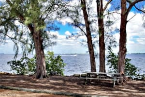 4213 SE 19th Pl #2h, Cape Coral, FL 33904, Sold 10/30/20