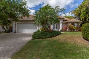 6091 Cypress Hollow Way, Naples, FL 34109, Sold 07/03/20