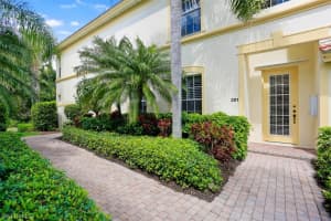 17490 Old Harmony Dr, Fort Myers, FL 33908, Sold 07/31/20