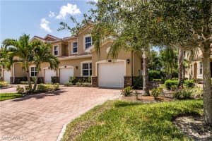 8511 Oakshade Cir UNIT 202, Fort Myers, FL 33919, Sold 05/29/20