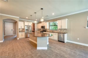 16124 Camden Lakes Cir, Naples, FL 34110, Sold 09/23/20