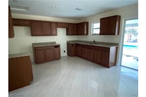 1565 Maple Dr, Fort Myers, FL 33907, Sold 07/10/20