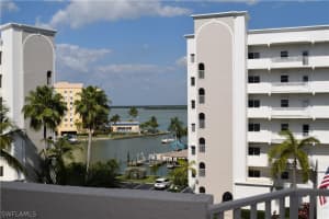 4351 Bay Beach Ln APT 432, Fort Myers Beach, FL 33931, Sold 12/08/20