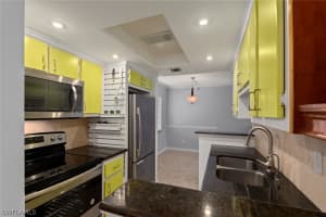 2366 E Mall Dr APT 415, Fort Myers, FL 33901, Sold 07/24/20