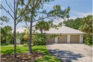 18191 Riverwind Dr, Alva, FL 33920, Sold 06/25/20