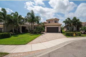 3666 Santaren Ct, Naples, FL 34119, Sold 07/31/20