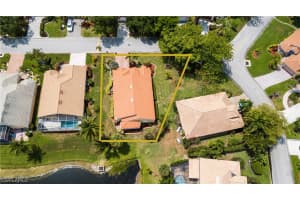 9850 Las Casas Dr, Fort Myers, FL 33919, Sold 06/30/20