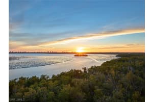 269 Vintage Bay Dr, Marco Island, FL 34145, Sold 03/15/21