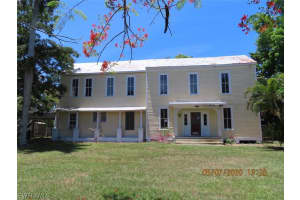 12430 McGregor Blvd, Fort Myers, FL 33919, Sold 06/10/20
