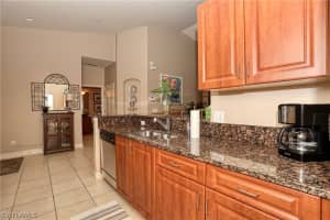 8521 Oakshade Cir Apt 423, Fort Myers, FL 33919, Sold 06/29/20