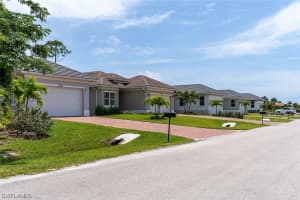 2664 Linda Dr, Naples, FL 34112, Sold 07/20/20