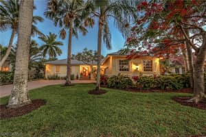 8550 S Lake Cir, Fort Myers, FL 33908, Sold 08/24/20