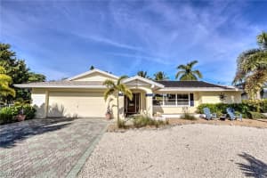 251 Randy Ln, Fort Myers Beach, FL 33931, Sold 09/22/20