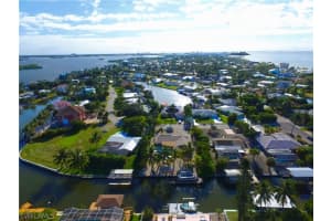 251 Randy Ln, Fort Myers Beach, FL 33931, Sold 09/22/20