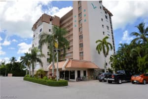 2810 Estero Blvd, Fort Myers Beach, FL 33931, Sold 11/06/20